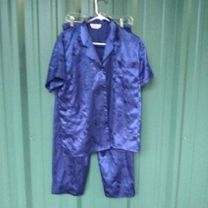 Women's Royal Blue/Purplish Periwinkle Pajamas Set with Flowers Floral Size 8
